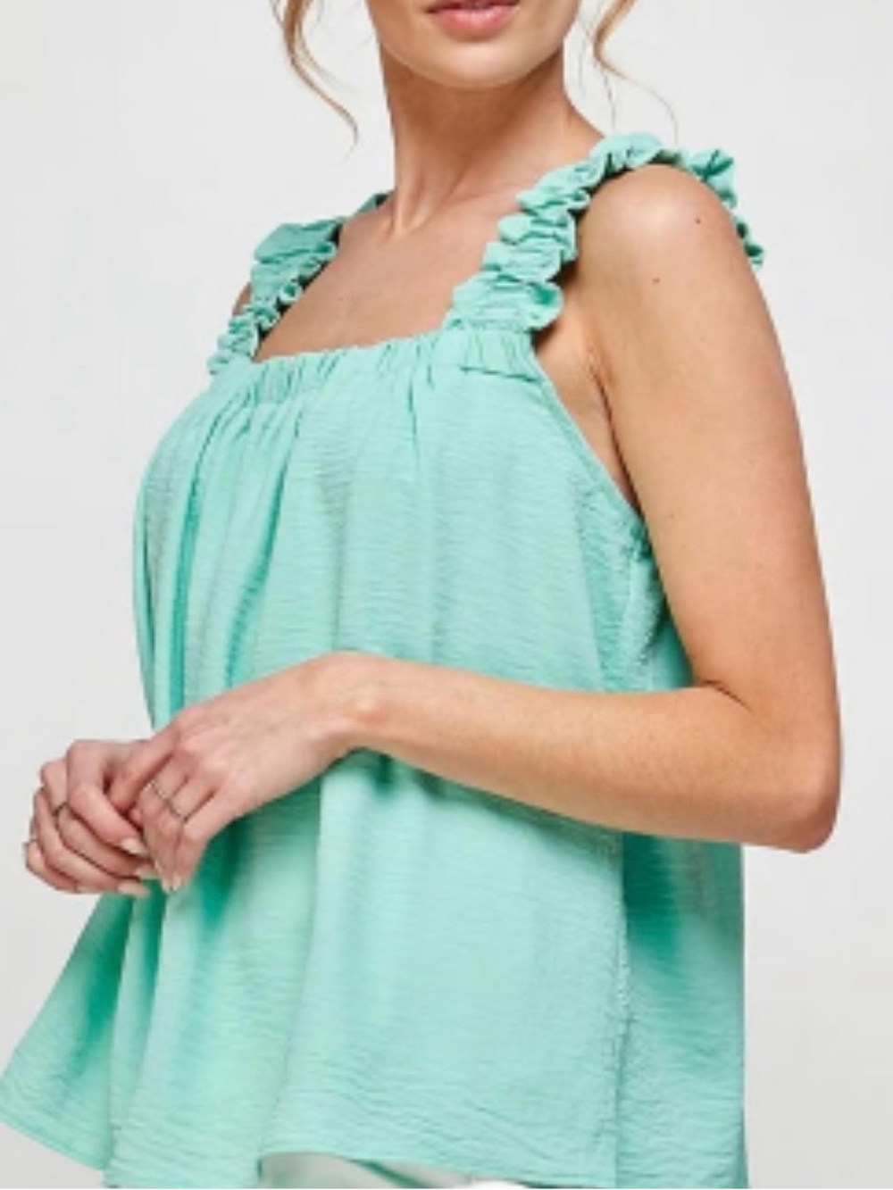 NWT Olivia Sky Crinkle Tank Top